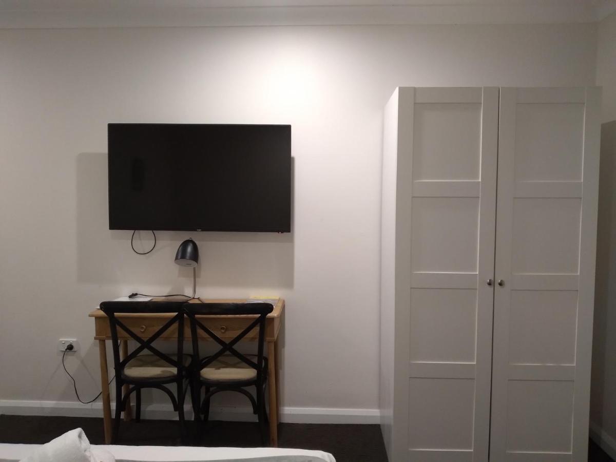 Allonville Gardens Motel Wagga Wagga Buitenkant foto