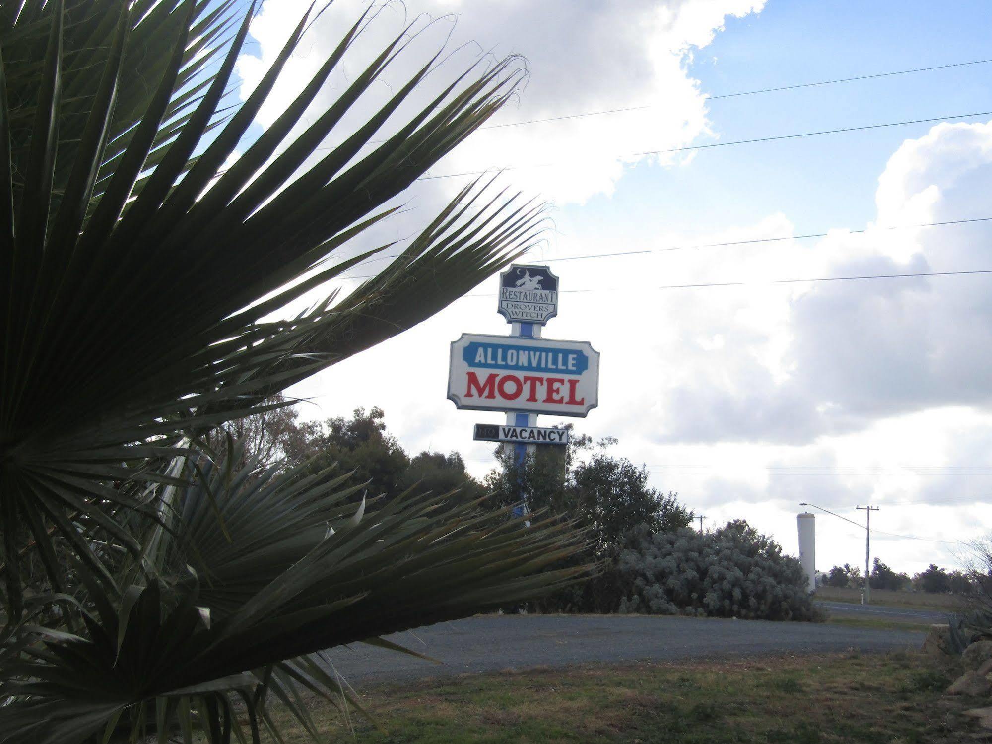 Allonville Gardens Motel Wagga Wagga Buitenkant foto
